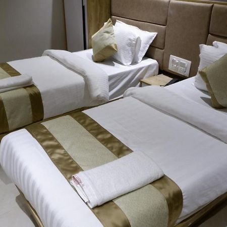 Hotel Amber Paramount مومباي المظهر الخارجي الصورة