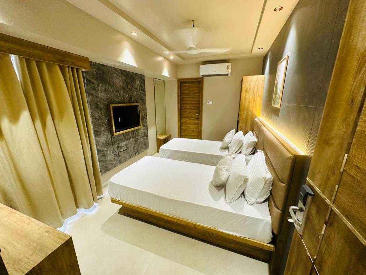 Hotel Amber Paramount مومباي المظهر الخارجي الصورة