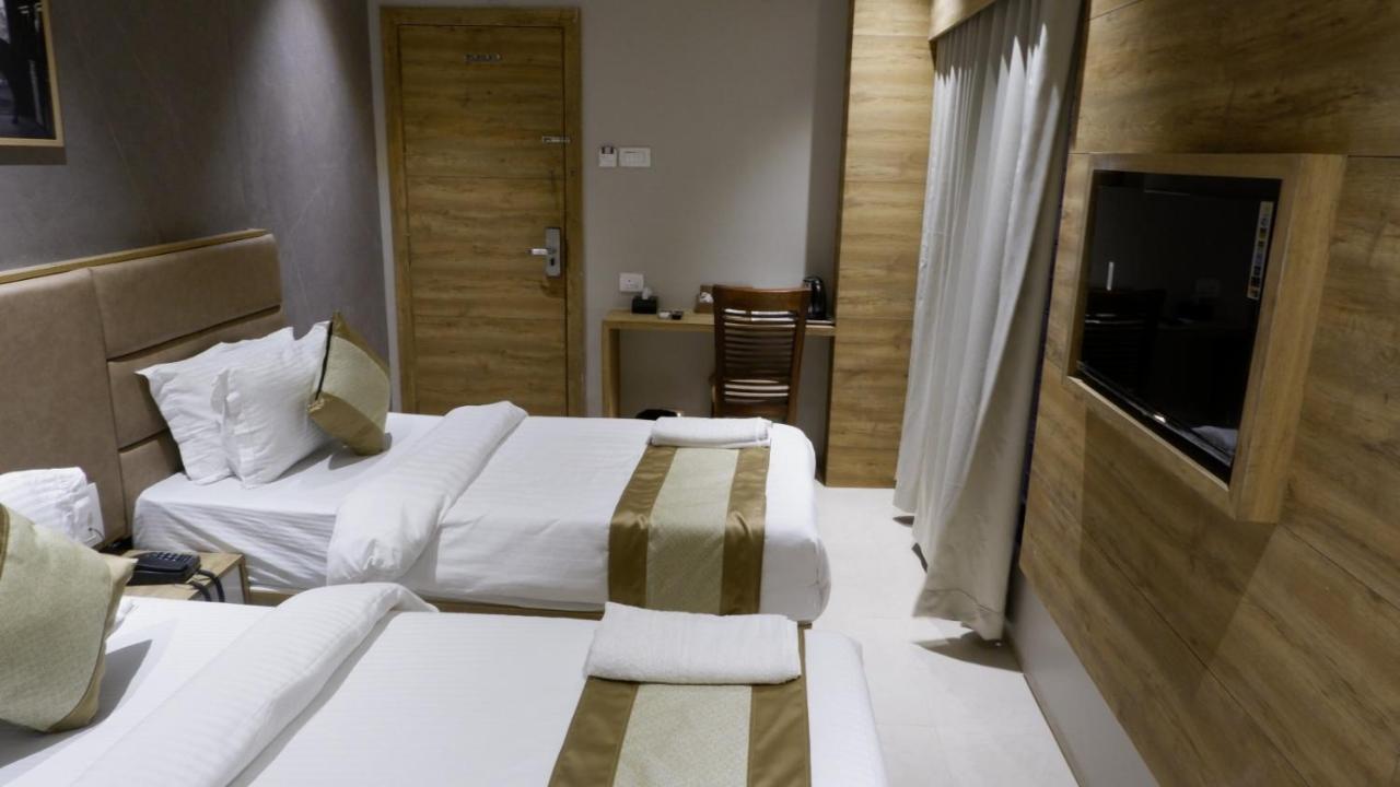 Hotel Amber Paramount مومباي المظهر الخارجي الصورة